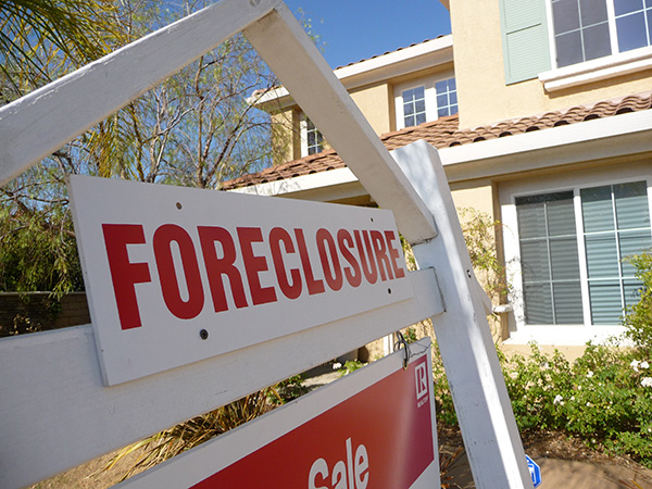 State of Foreclosures in Iowa 2014