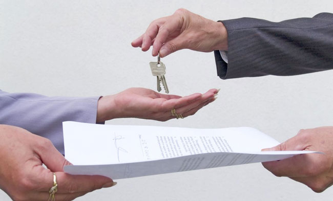 Selling a house using a Quitclaim Deed